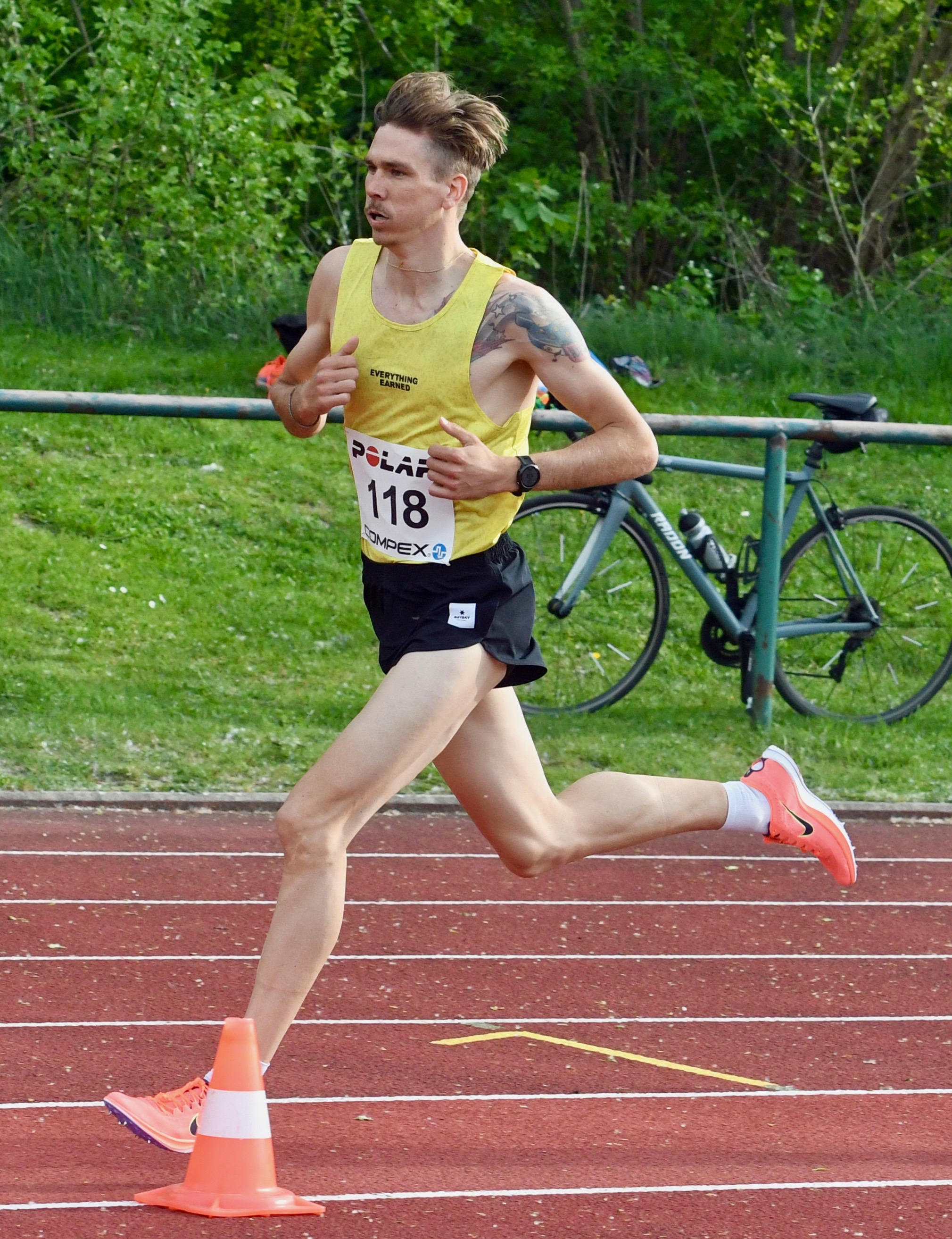 5 - 3000m - Bestmarke - Foto v. Hans Newetschny.jpg